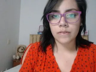 Live sex webcam photo for LaurenJohnsom #213743899