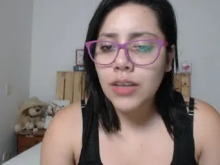 Live sex webcam photo for LaurenJohnsom #213985889
