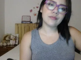 Live sex webcam photo for LaurenJohnsom #215041008