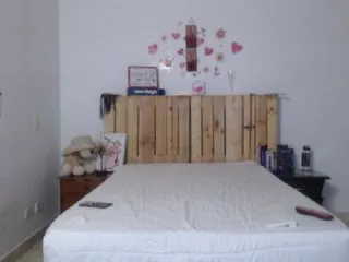 Live sex webcam photo for LaurenJohnsom #220073828