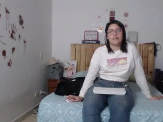 Live sex webcam photo for LaurenJohnsom #222625892