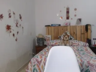 Live sex webcam photo for LaurenJohnsom #227115297