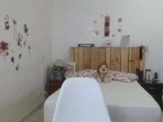 Live sex webcam photo for LaurenJohnsom #228338272