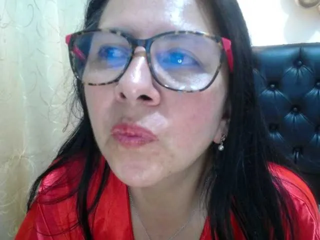 Live sex webcam photo for LaurenMature #273853288
