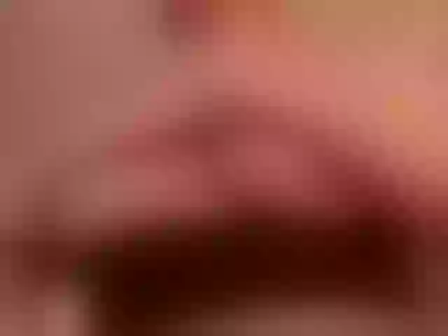 Live sex webcam photo for LaurenMiller1 #275593532
