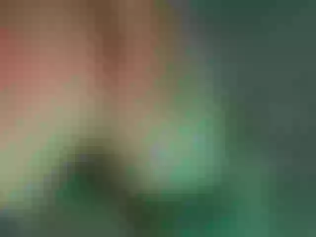 Live sex webcam photo for LaurenMiller1 #275610015