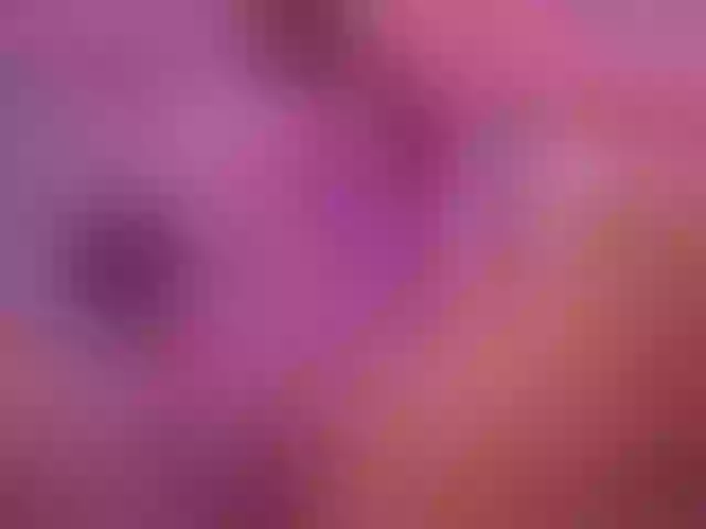 Live sex webcam photo for LaurenMiller1 #275927748