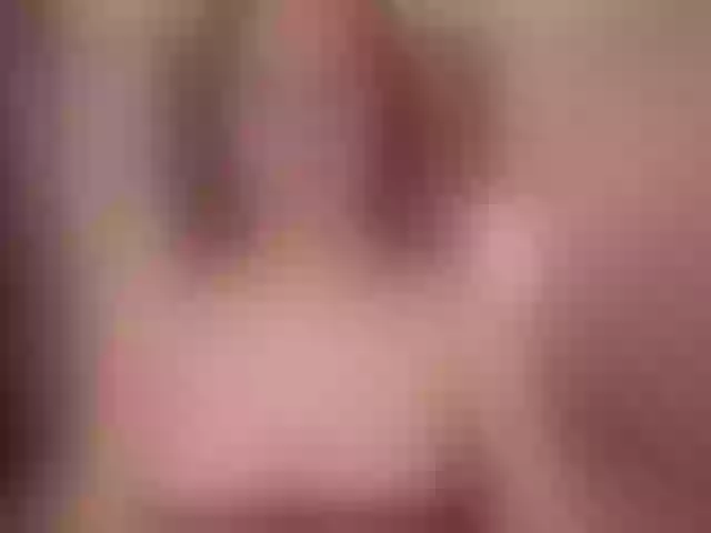 Live sex webcam photo for LaurenMiller1 #276027796