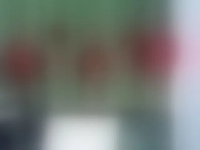 Live sex webcam photo for LaurenMorry #292685508