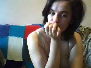 Live sex webcam photo for LaurenOBlue #189982684