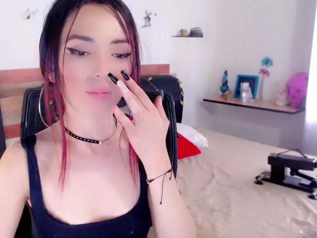 Live sex webcam photo for Laurenparis #271817853