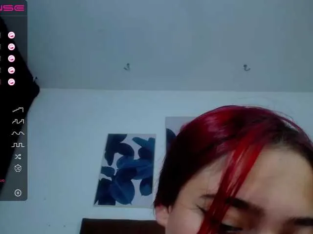 Live sex webcam photo for LaurethMorison #276026222