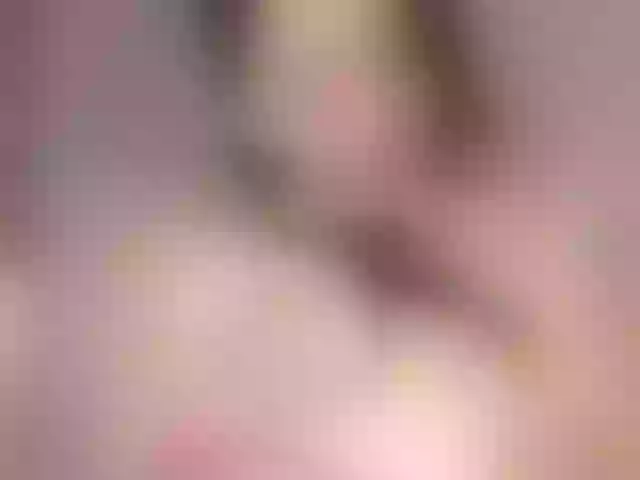 Live sex webcam photo for Laurie-Willia #277759888