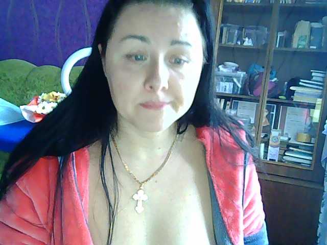 Live sex webcam photo for LaurieKeat #272280745