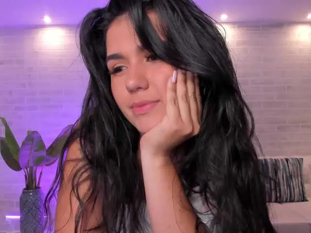 Live sex webcam photo for LaurieStevens #271759011