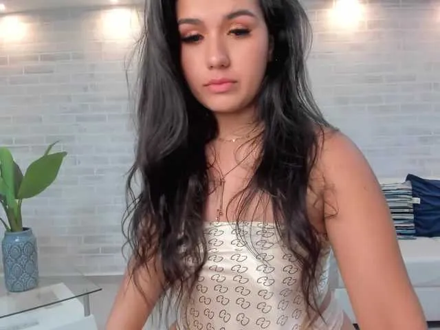 Live sex webcam photo for LaurieStevens #272368947