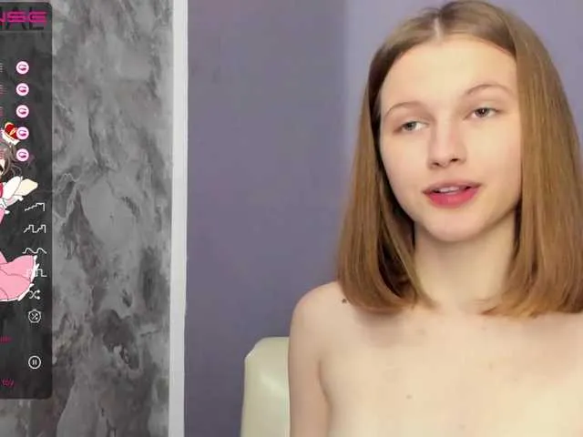 Live sex webcam photo for LaurittaShy #275911096