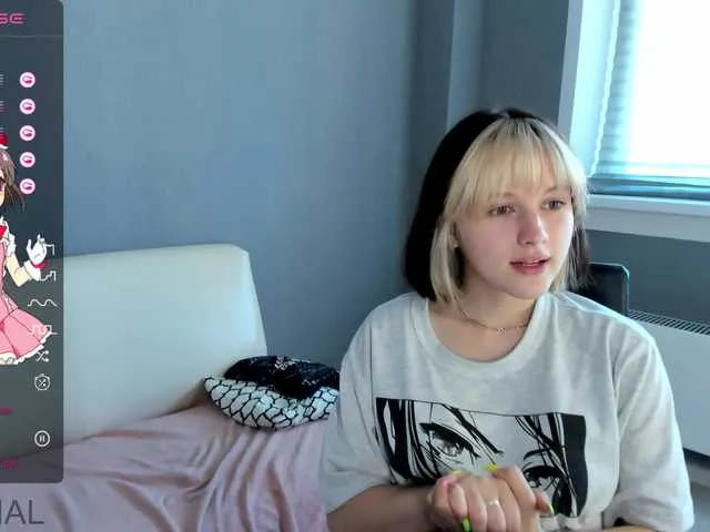 Live sex webcam photo for LaurittaShy #276175753