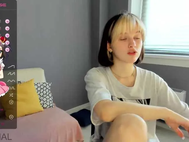 Live sex webcam photo for LaurittaShy #276183296