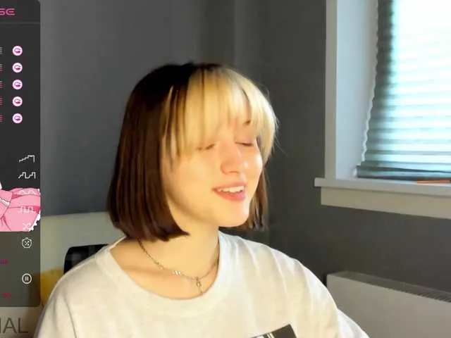 Live sex webcam photo for LaurittaShy #276211687