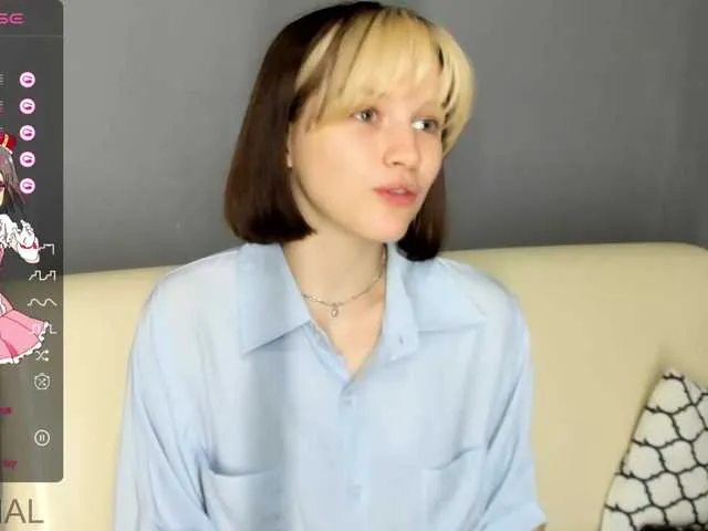 Live sex webcam photo for LaurittaShy #276213832
