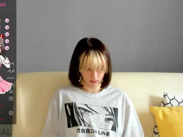 Live sex webcam photo for LaurittaShy #276217603
