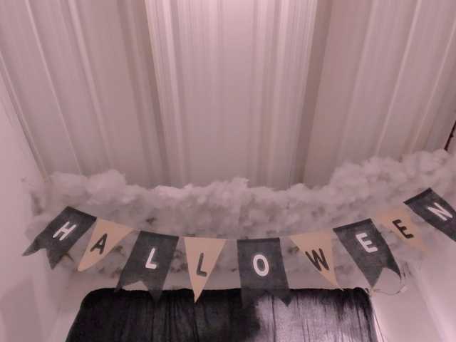 Live sex webcam photo for LauuuG #292113924