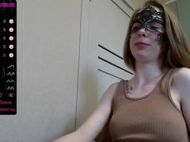 Live sex webcam photo for Lava-Angel #275446814