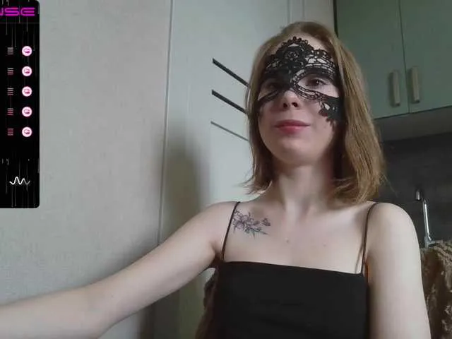 Live sex webcam photo for Lava-Angel #275713366