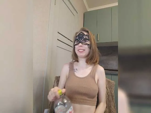 Live sex webcam photo for Lava-Angel #275934934