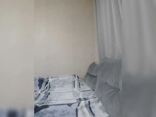 Live sex webcam photo for Lava-Angel #276721578