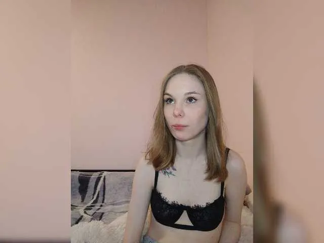 Live sex webcam photo for Lava-Angel #277293009