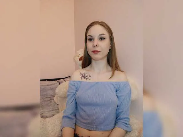 Live sex webcam photo for Lava-Angel #277338986