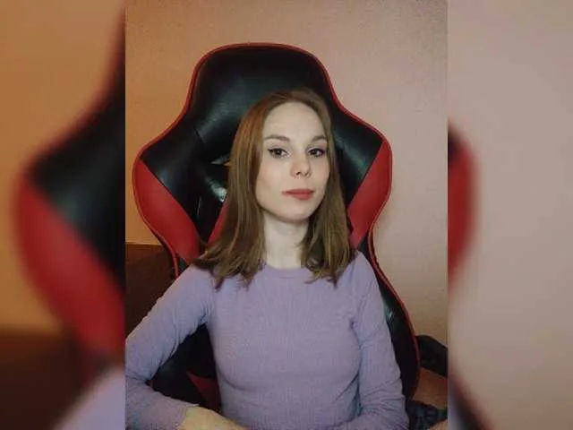 Live sex webcam photo for Lava-Angel #277411569