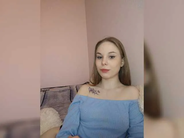 Live sex webcam photo for Lava-Angel #277434978