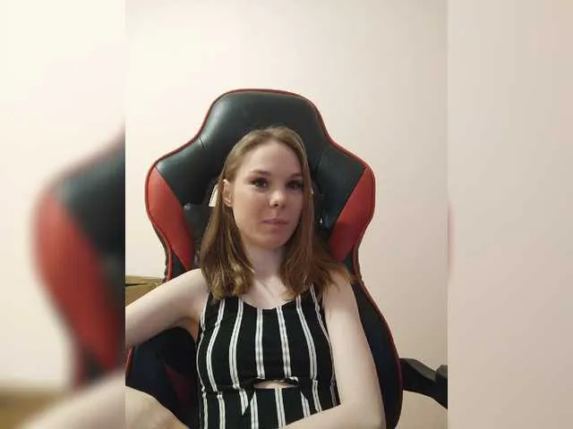 Live sex webcam photo for Lava-Angel #277616317
