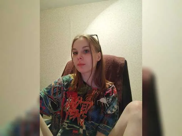 Live sex webcam photo for Lava-Angel #277633363