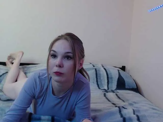 Live sex webcam photo for Lava-Angel #278158903
