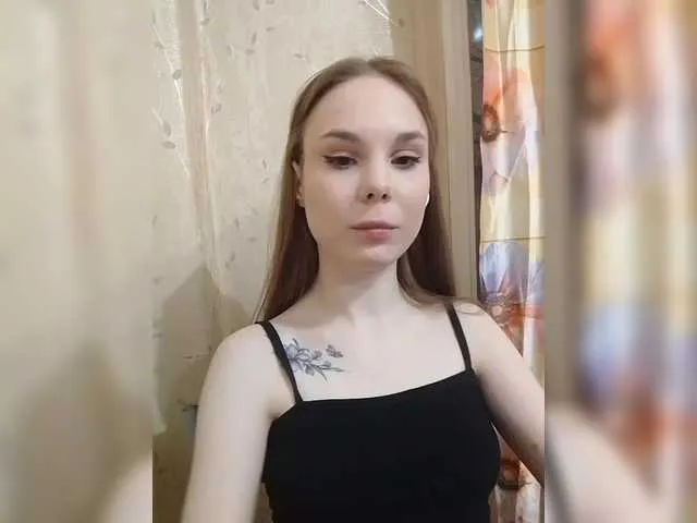 Live sex webcam photo for Lava-Angel #290277466
