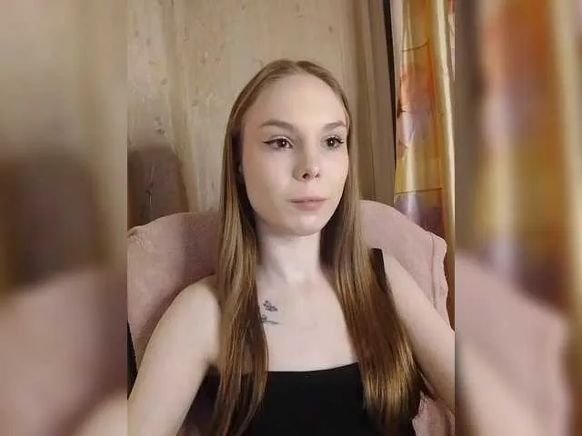 Live sex webcam photo for Lava-Angel #291135429