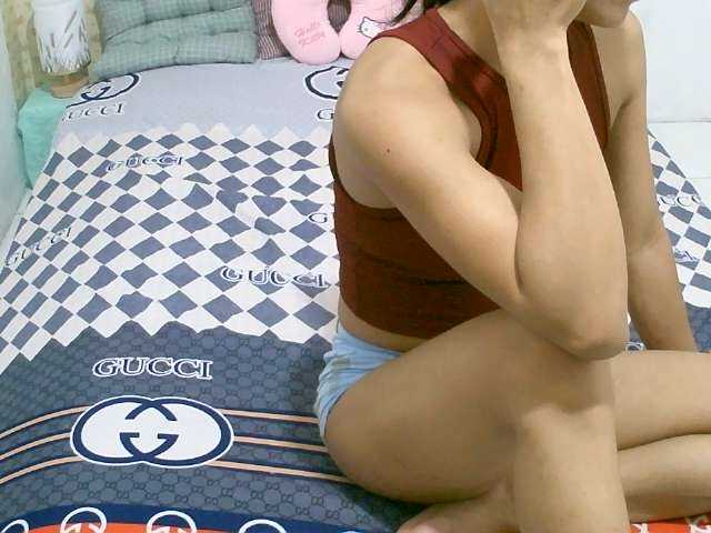 Live sex webcam photo for Lavenia #276394670