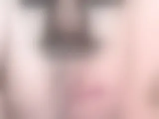 Live sex webcam photo for LavernaBlack #180177799