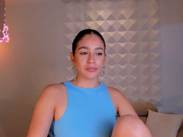 Live sex webcam photo for LaylaCutler #290297086