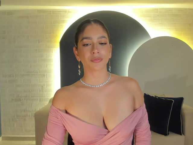 Live sex webcam photo for LaylaCutler #290406161