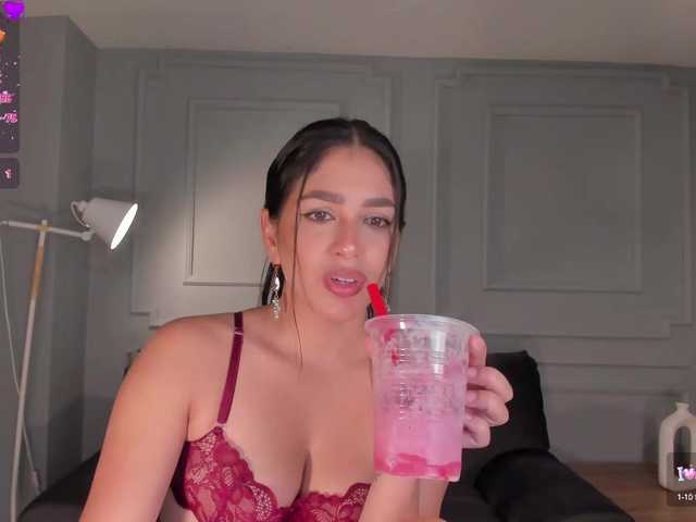 Live sex webcam photo for LaylaCutler #290437530