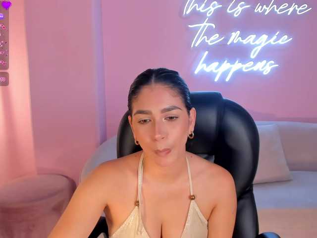 Live sex webcam photo for LaylaCutler #290619632