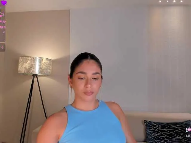 Live sex webcam photo for LaylaCutler #290748671