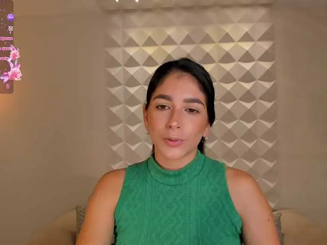 Live sex webcam photo for LaylaCutler #291068263