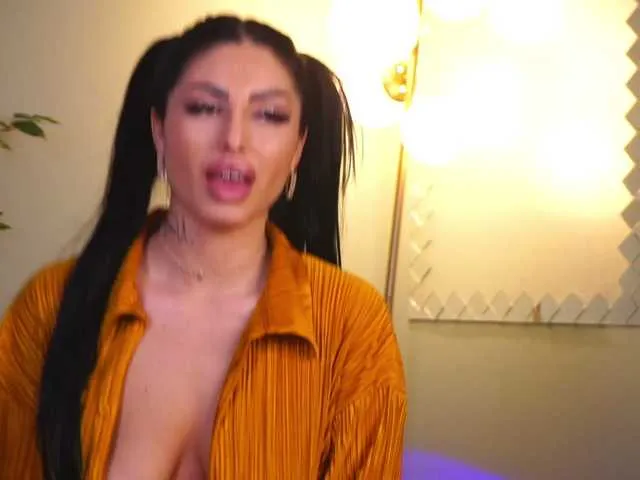 Live sex webcam photo for LaylaJade #291258927