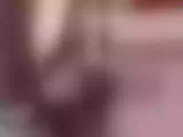 Live sex webcam photo for LaylaK #291972503